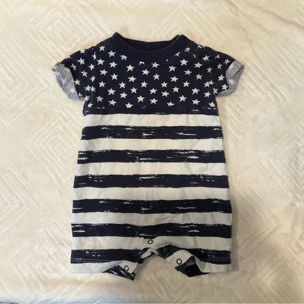Gymboree Baby Boy 0-3 Month Stars and Stripes Navy Blue & White Romper